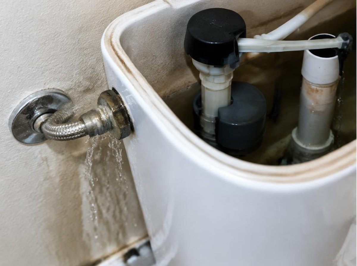 Tubulação sanitária antes do serviço